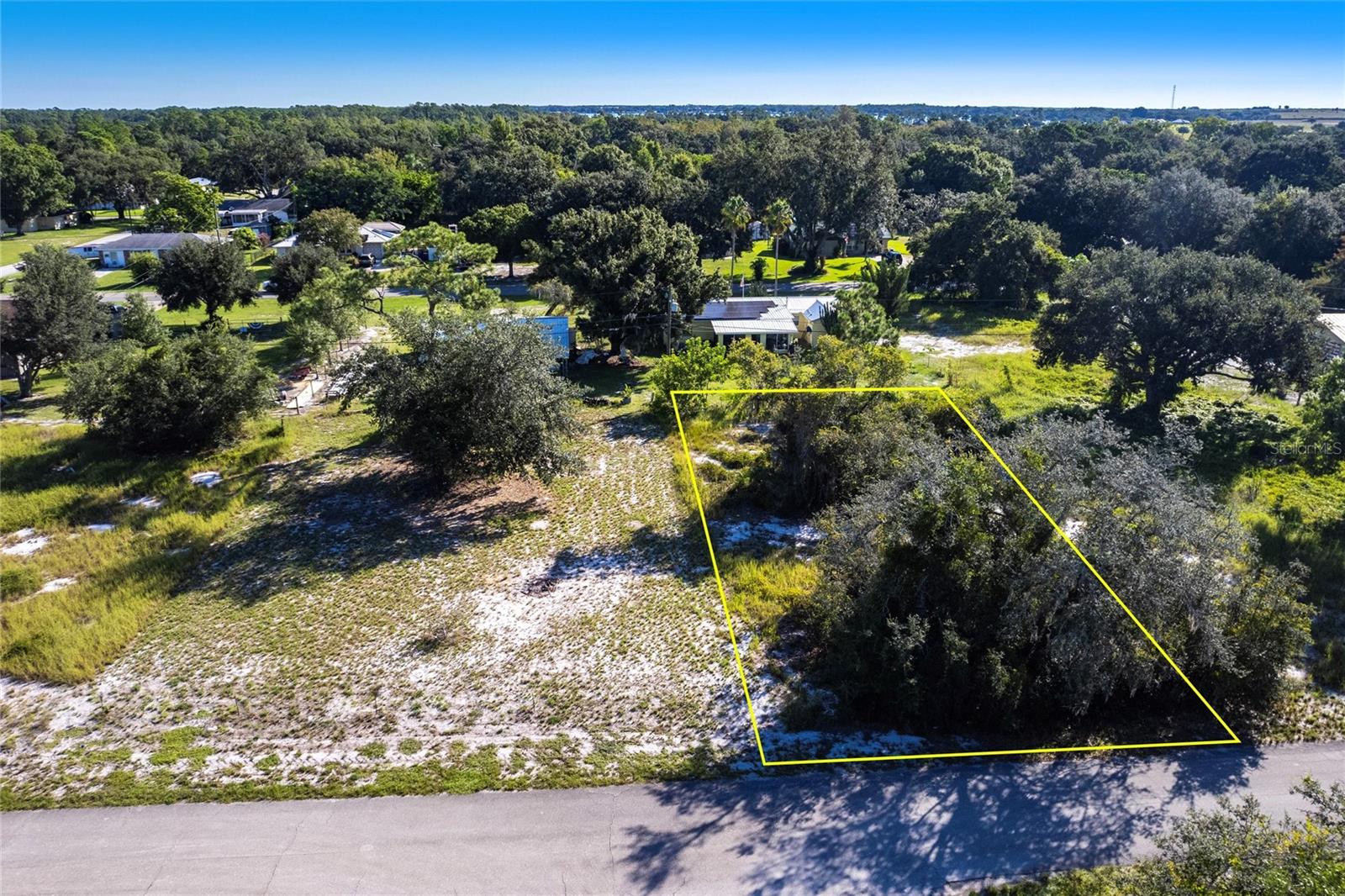 Build your dream home on this beautiful vacant lot located in the desirable community of Lake Placid. 913 Hollyhock Court offers a quiet setting with easy access to town conveniences, local lakes, dining, and shopping. This parcel provides the perfect opportunity for a permanent residence, seasonal retreat, or investment property in one of Florida’s most charming small towns.
Enjoy Lake Placid’s reputation as the “Town of Murals” and “Caladium Capital of the World,” while still being just a short drive to Sebring, major highways, and area attractions. With no existing structures, you have the freedom to design and build to your vision.