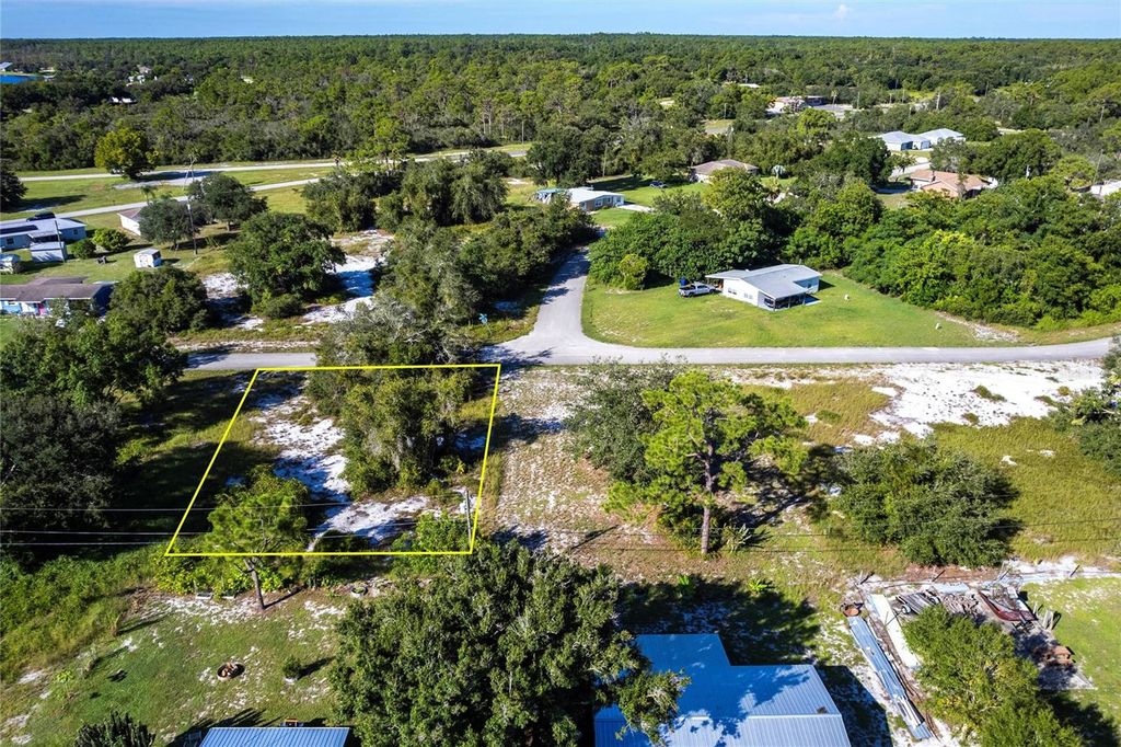 Photo of 913 Hollyhock Court, Lake Placid, FL 33852 (MLS # C7513983)