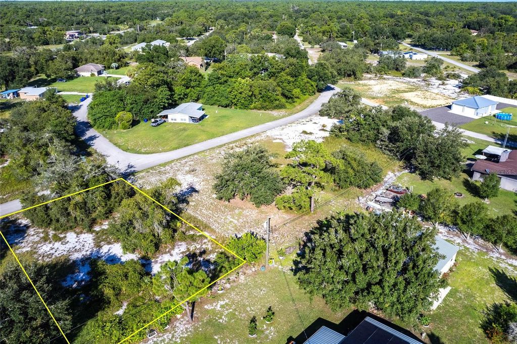 Photo of 913 Hollyhock Court, Lake Placid, FL 33852 (MLS # C7513983)