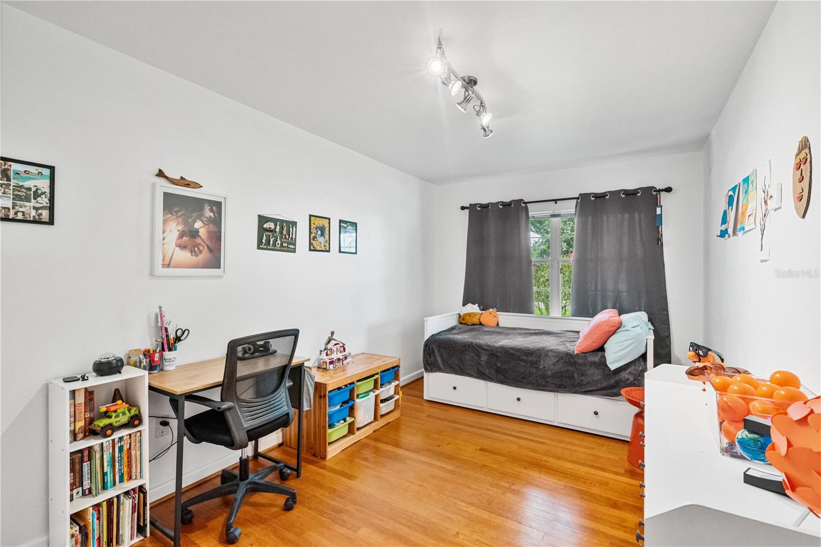 GARDEN ACRES REP - Residential