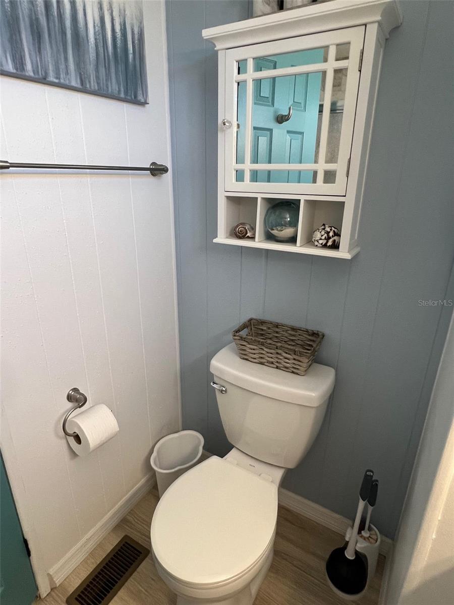 FOUR SEASONS ESTATE RESIDENT OWNED COMMUNITY INC - Residential