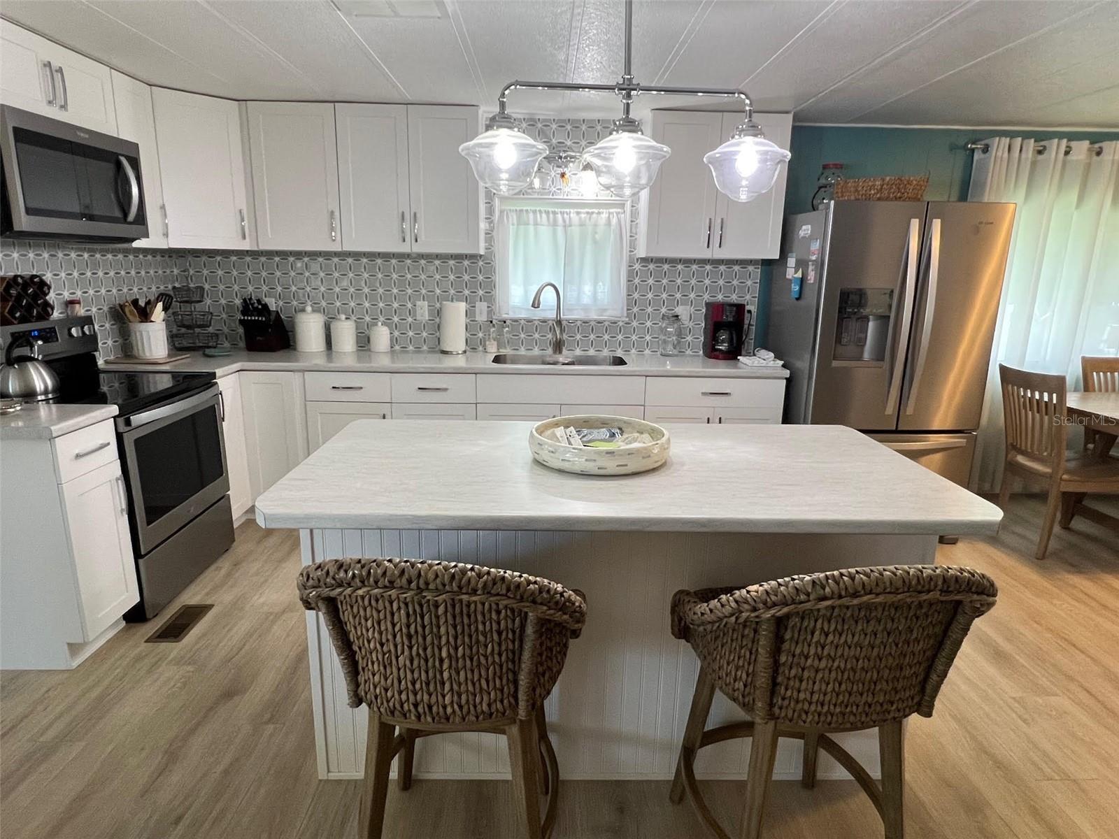 FOUR SEASONS ESTATE RESIDENT OWNED COMMUNITY INC - Residential