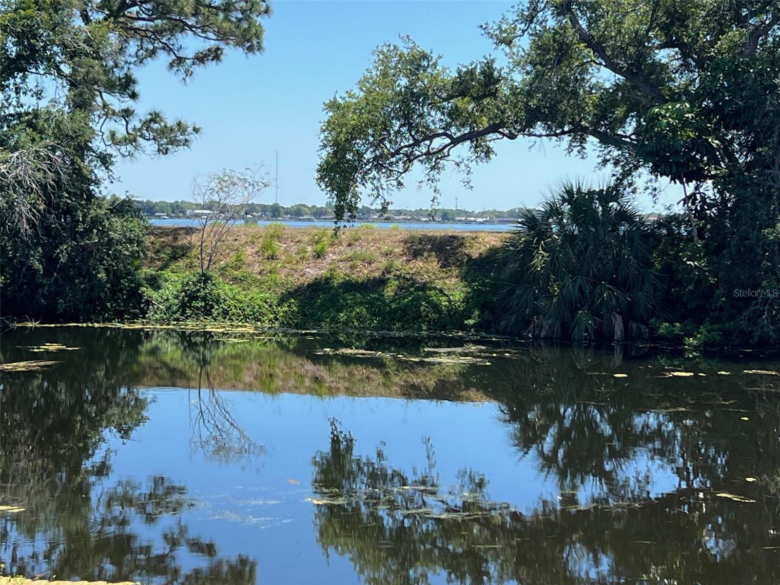 FOUR SEASONS ESTATE RESIDENT OWNED COMMUNITY INC - Residential