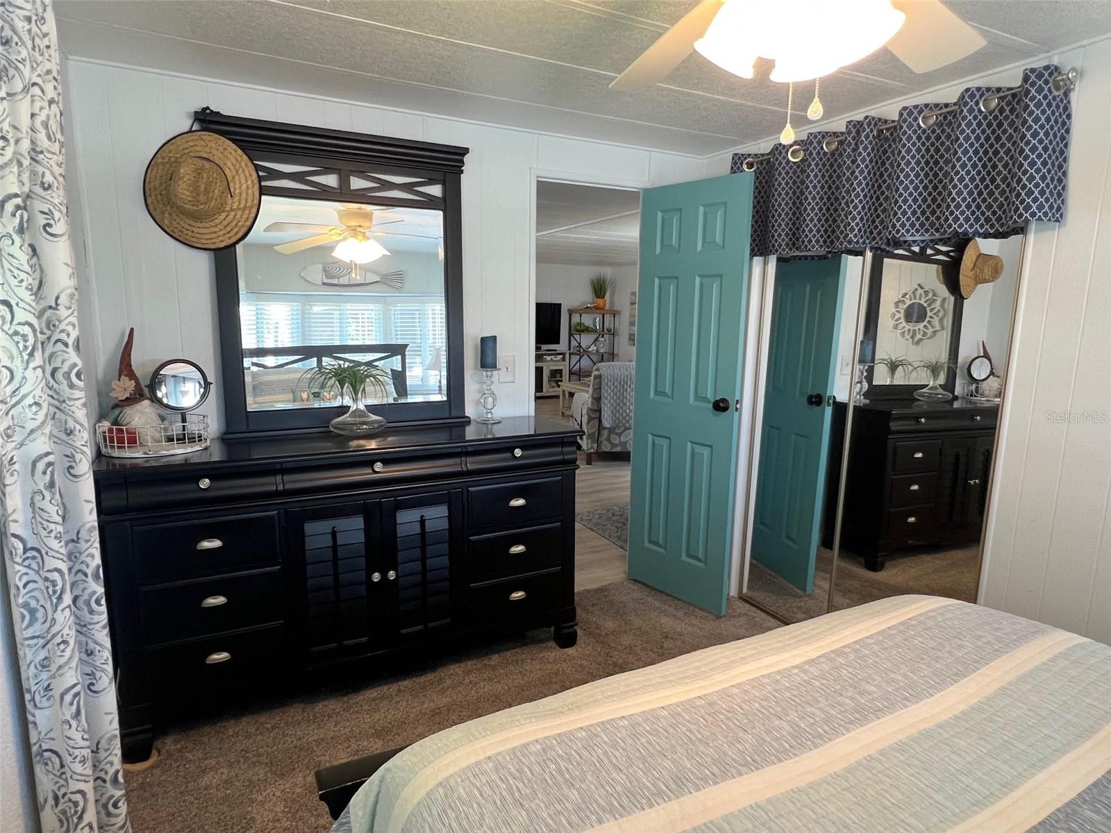 FOUR SEASONS ESTATE RESIDENT OWNED COMMUNITY INC - Residential