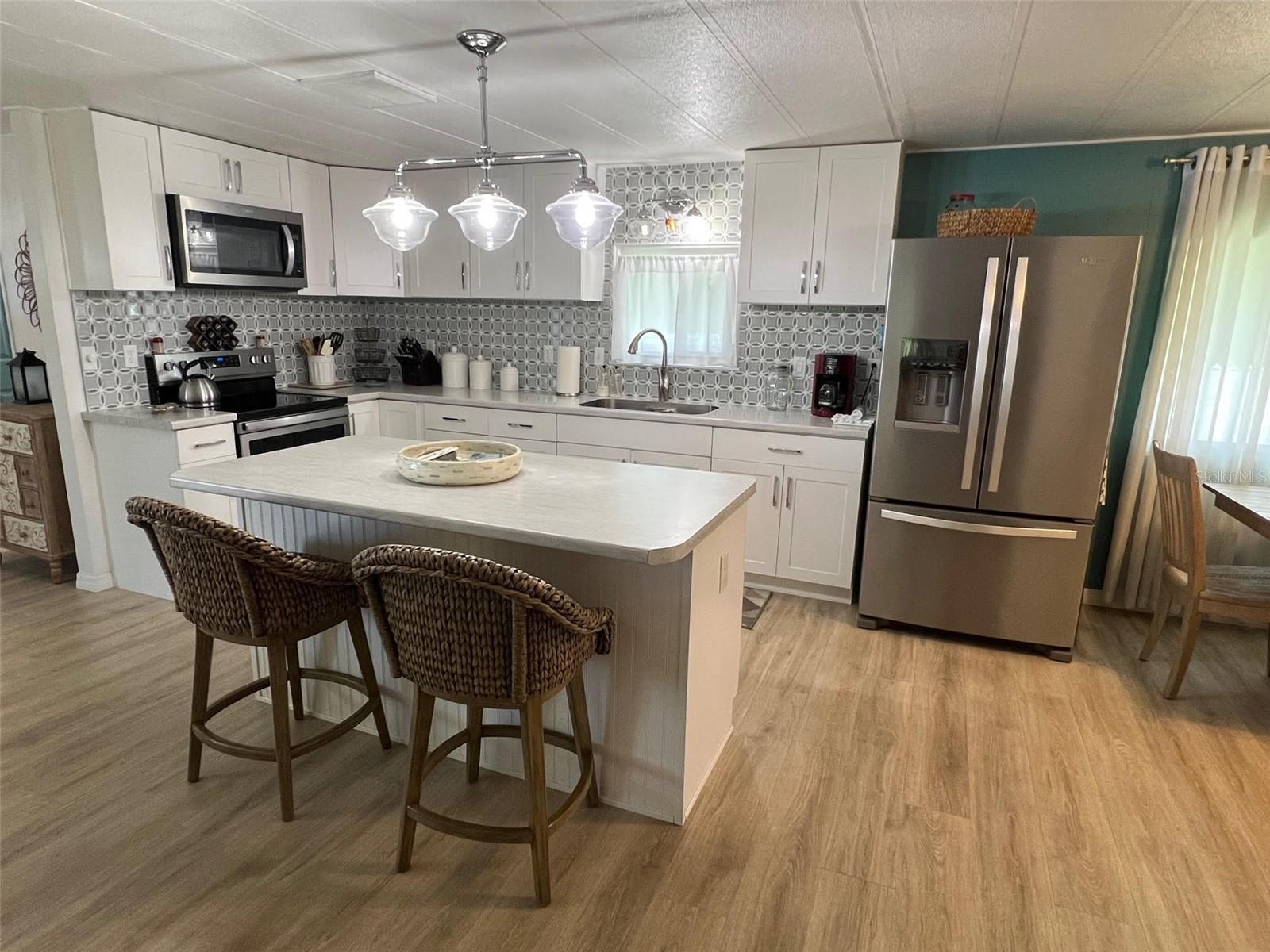 FOUR SEASONS ESTATE RESIDENT OWNED COMMUNITY INC - Residential