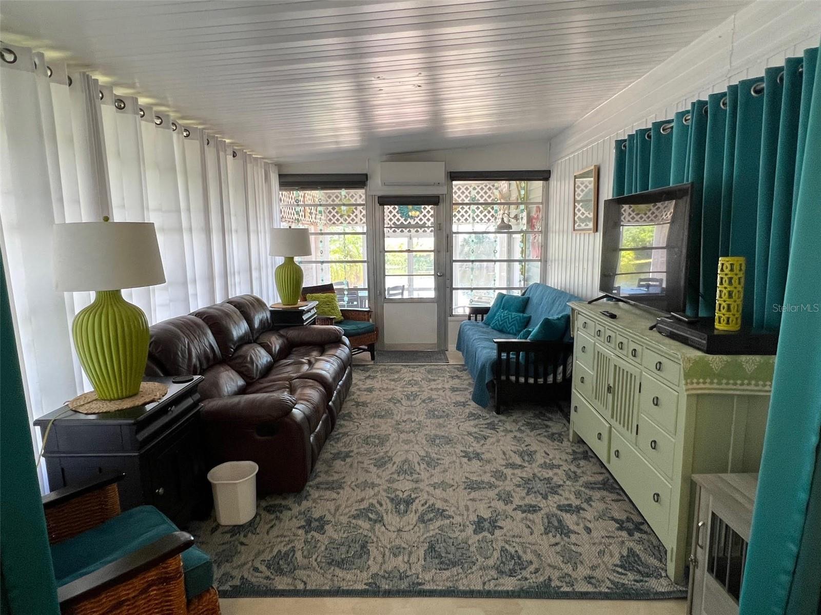 FOUR SEASONS ESTATE RESIDENT OWNED COMMUNITY INC - Residential