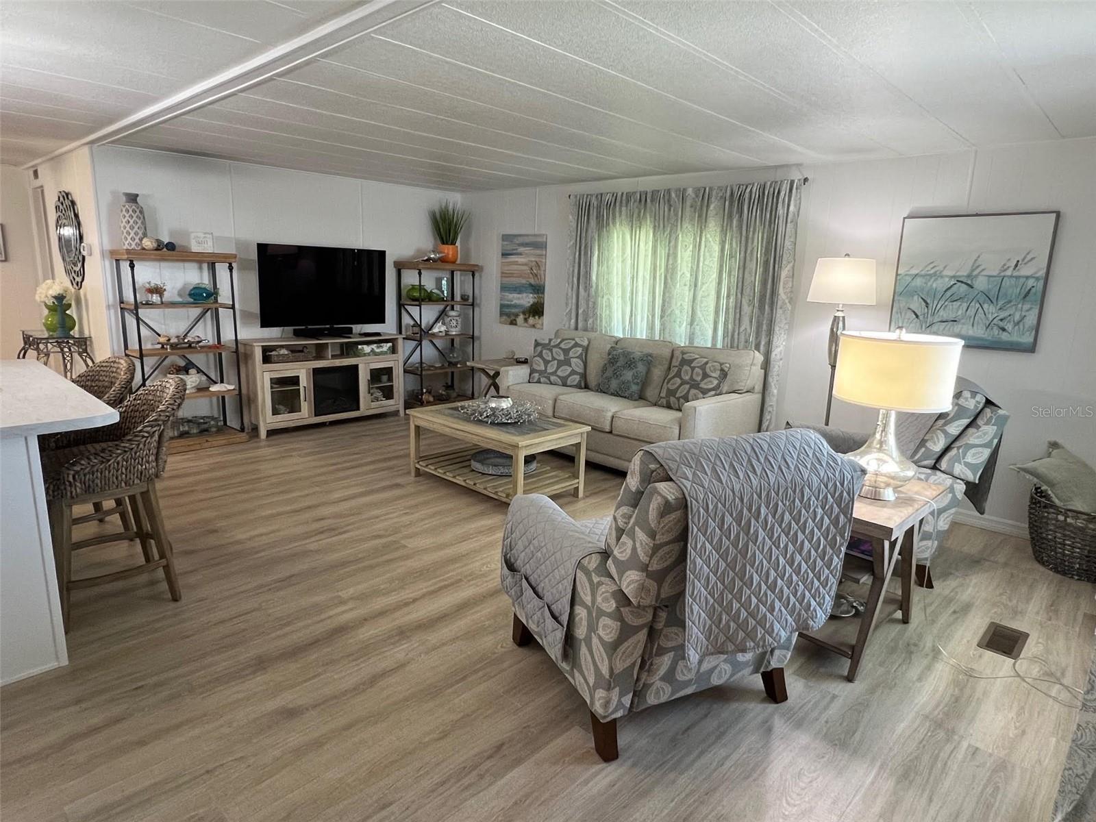 FOUR SEASONS ESTATE RESIDENT OWNED COMMUNITY INC - Residential