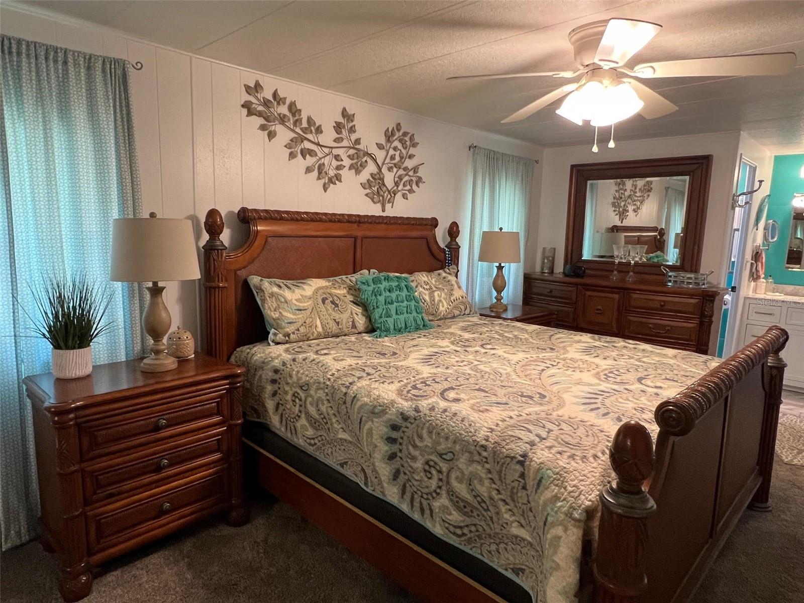 FOUR SEASONS ESTATE RESIDENT OWNED COMMUNITY INC - Residential