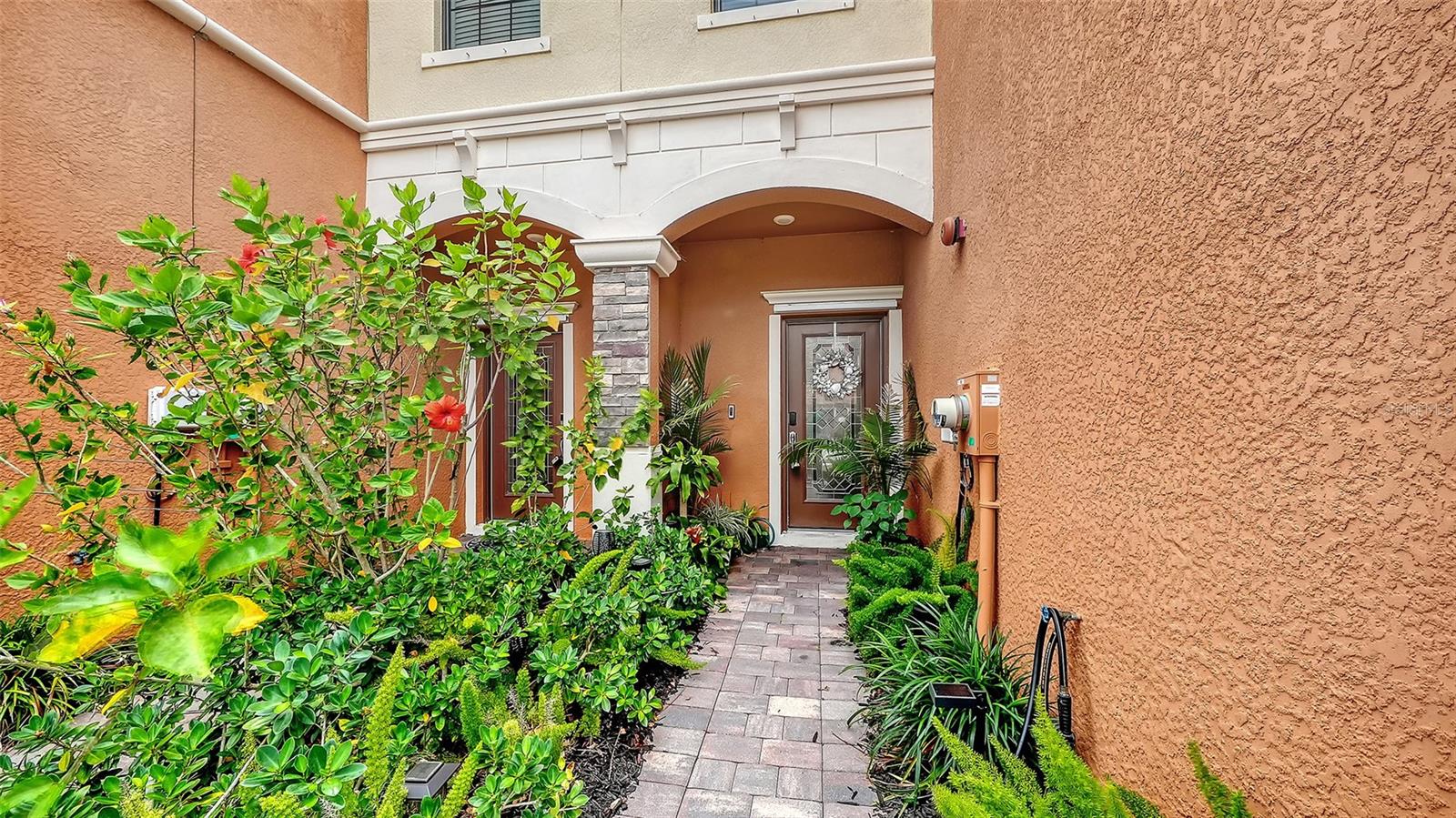 20310 LAGENTE CIRCLE
