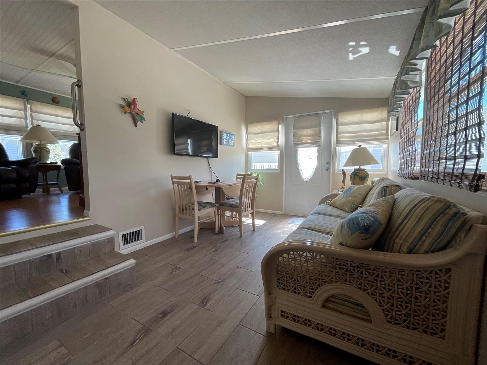 SOUTH WINDS MHP CO-OP - Residential