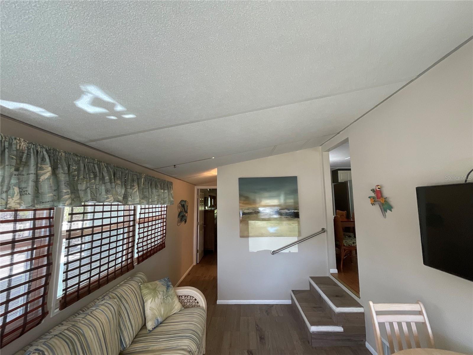 SOUTH WINDS MHP CO-OP - Residential