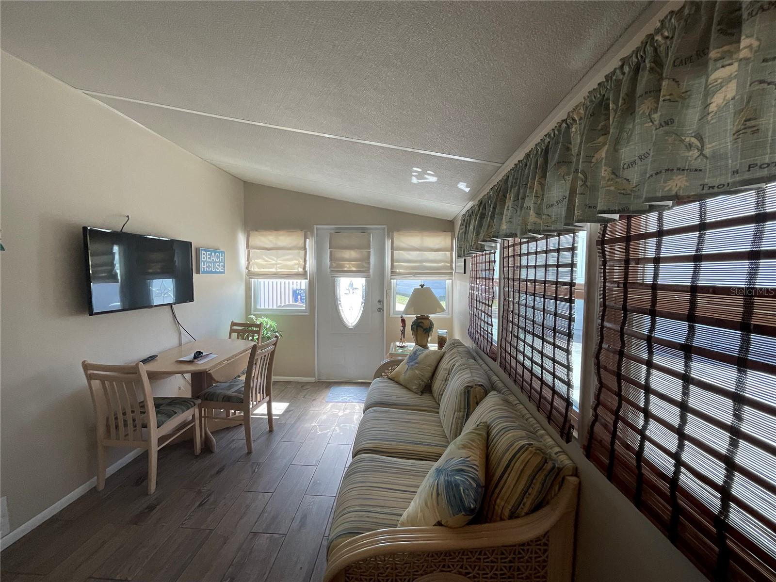 SOUTH WINDS MHP CO-OP - Residential