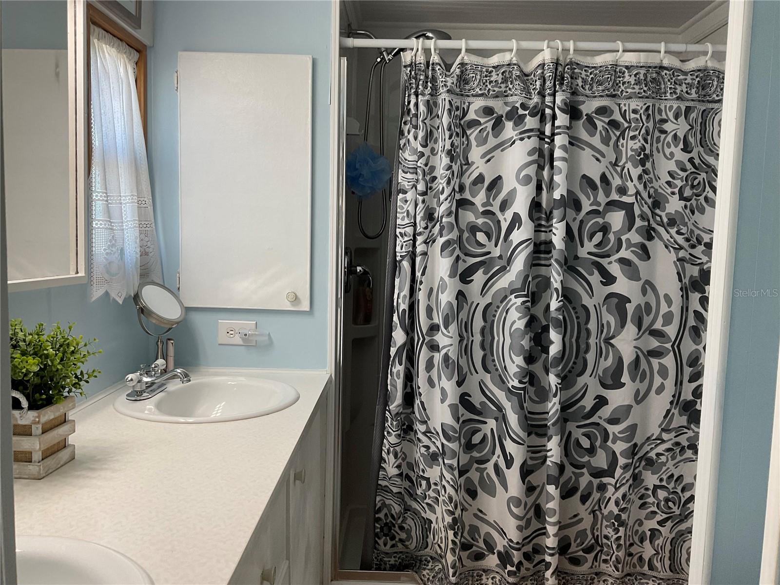 SOUTH WINDS MHP CO-OP - Residential