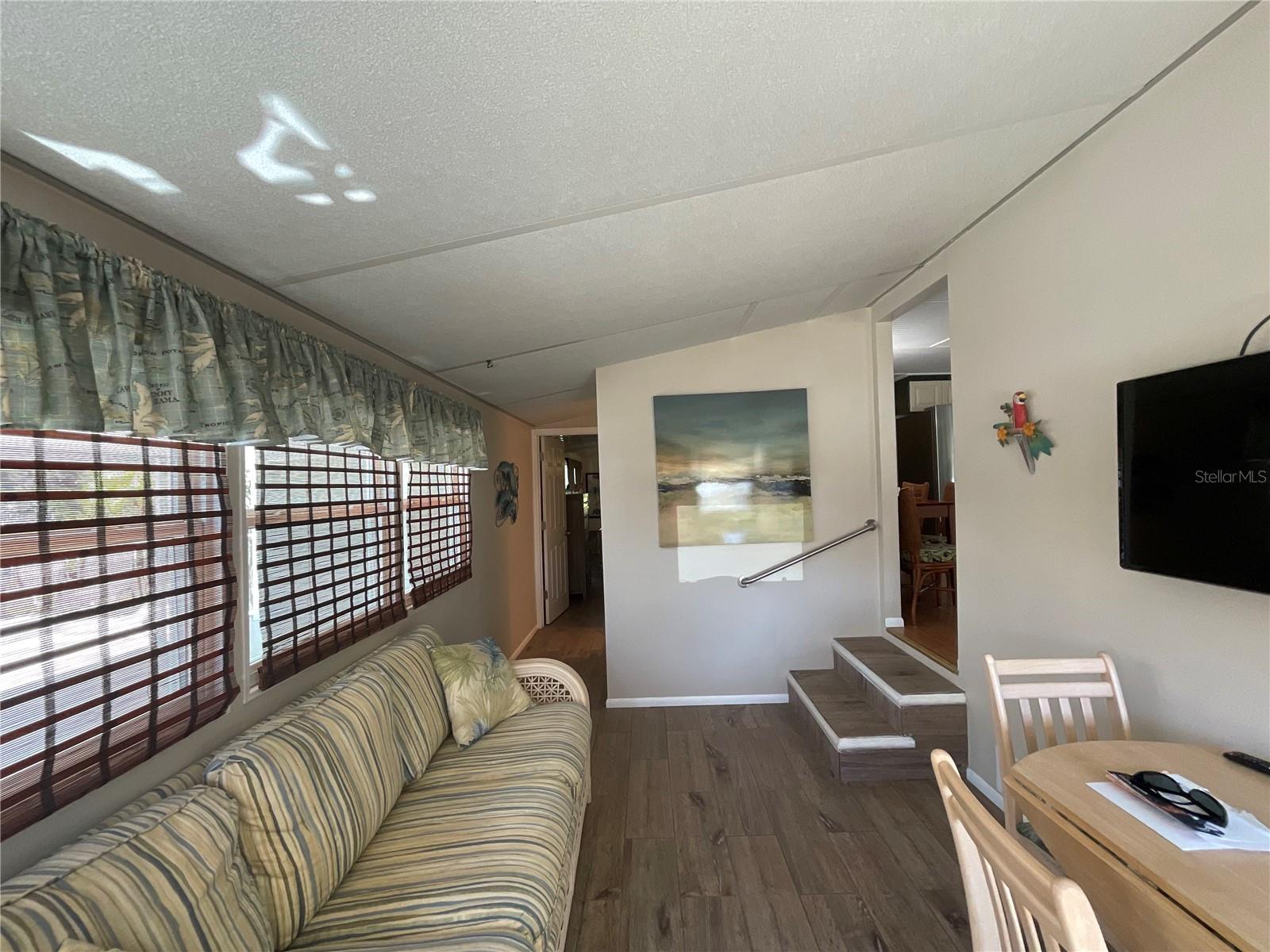 SOUTH WINDS MHP CO-OP - Residential