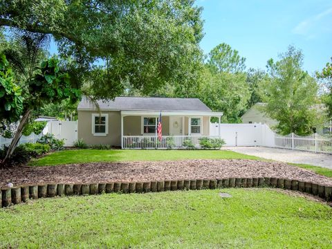 A home in TAMPA