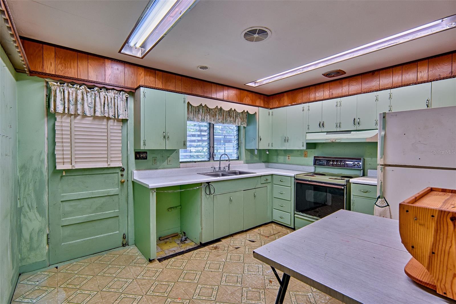 WYOMINA TERRACE - Residential