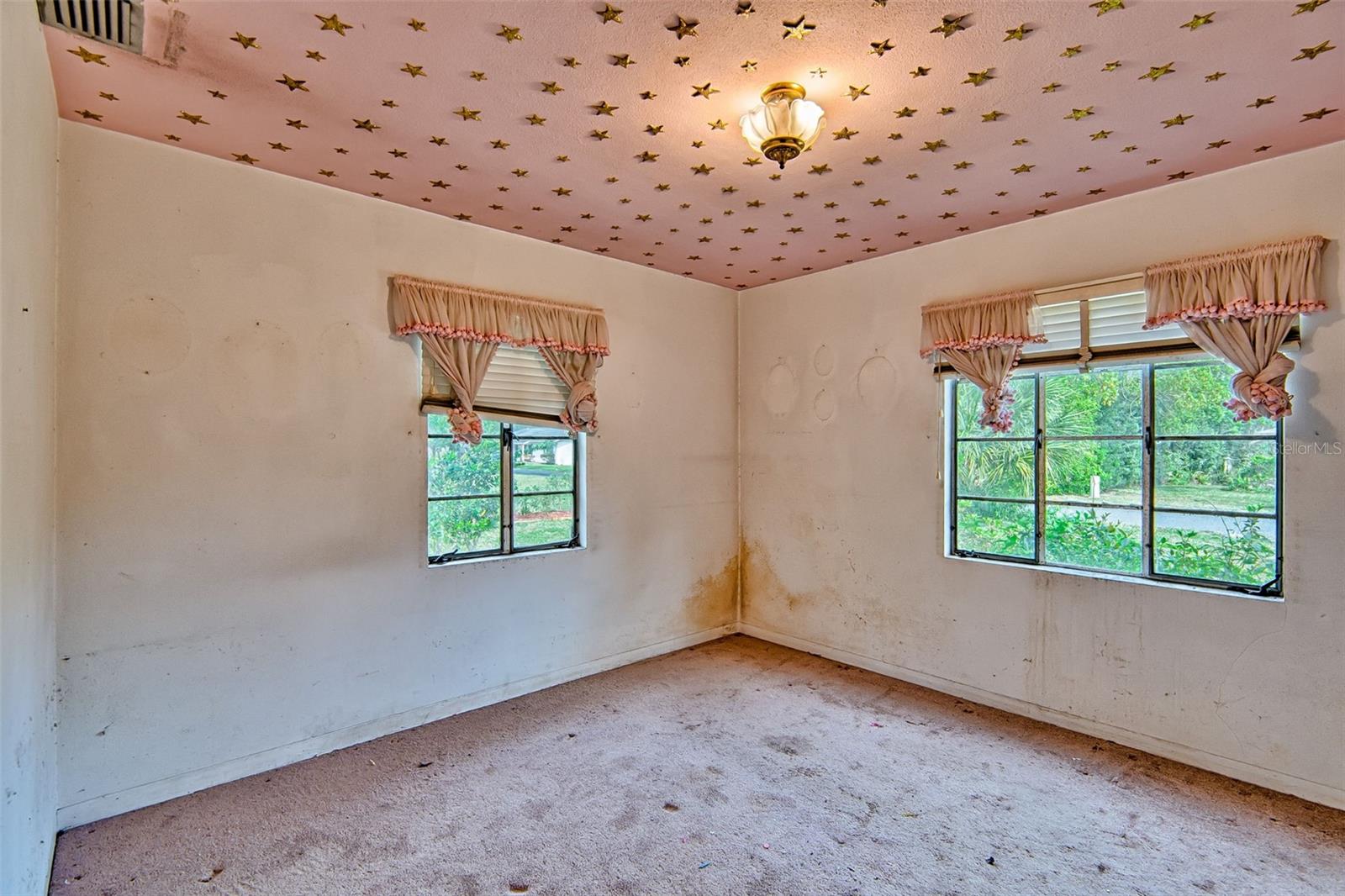 WYOMINA TERRACE - Residential