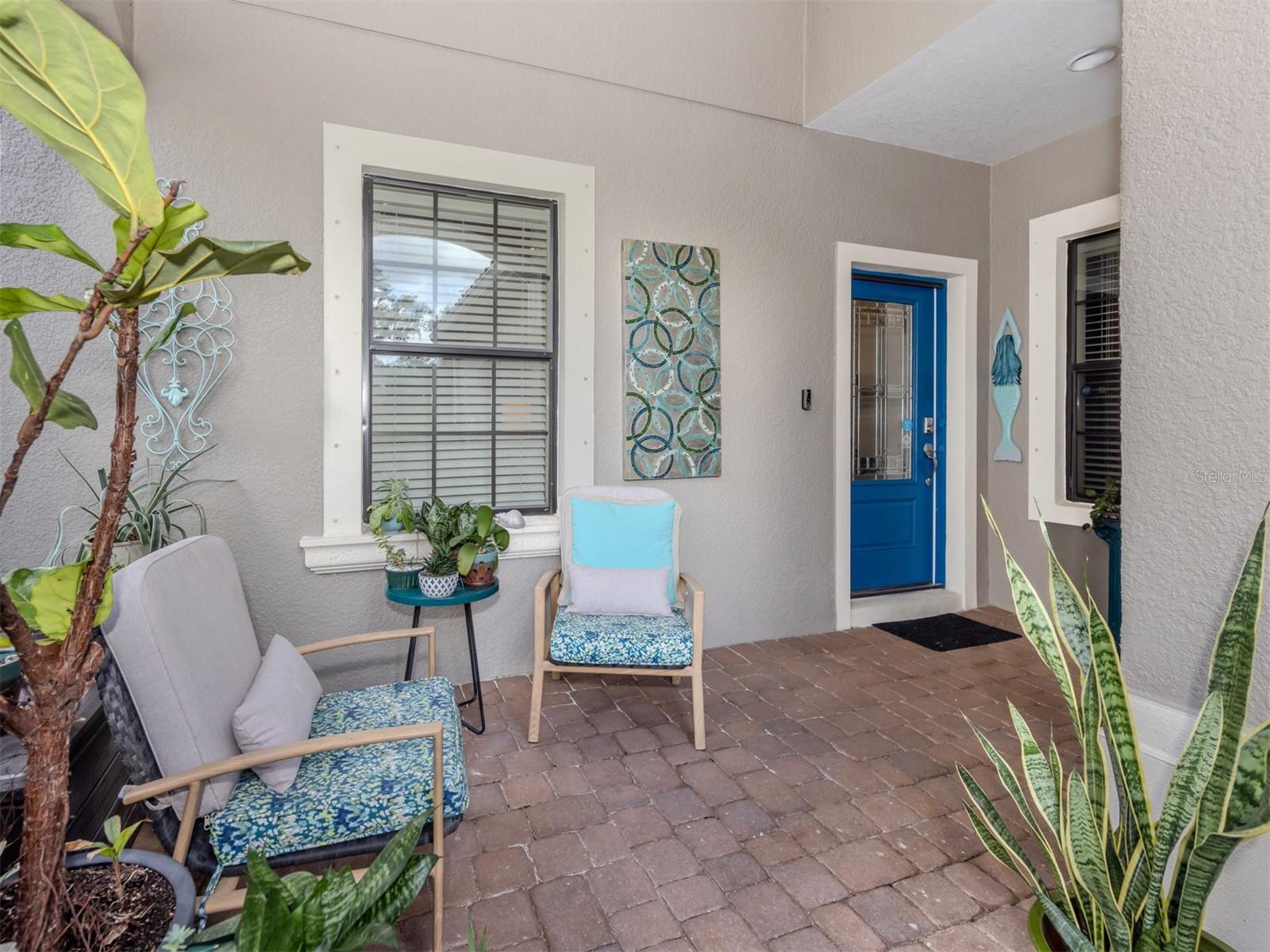 1195 COLLIER PLACE