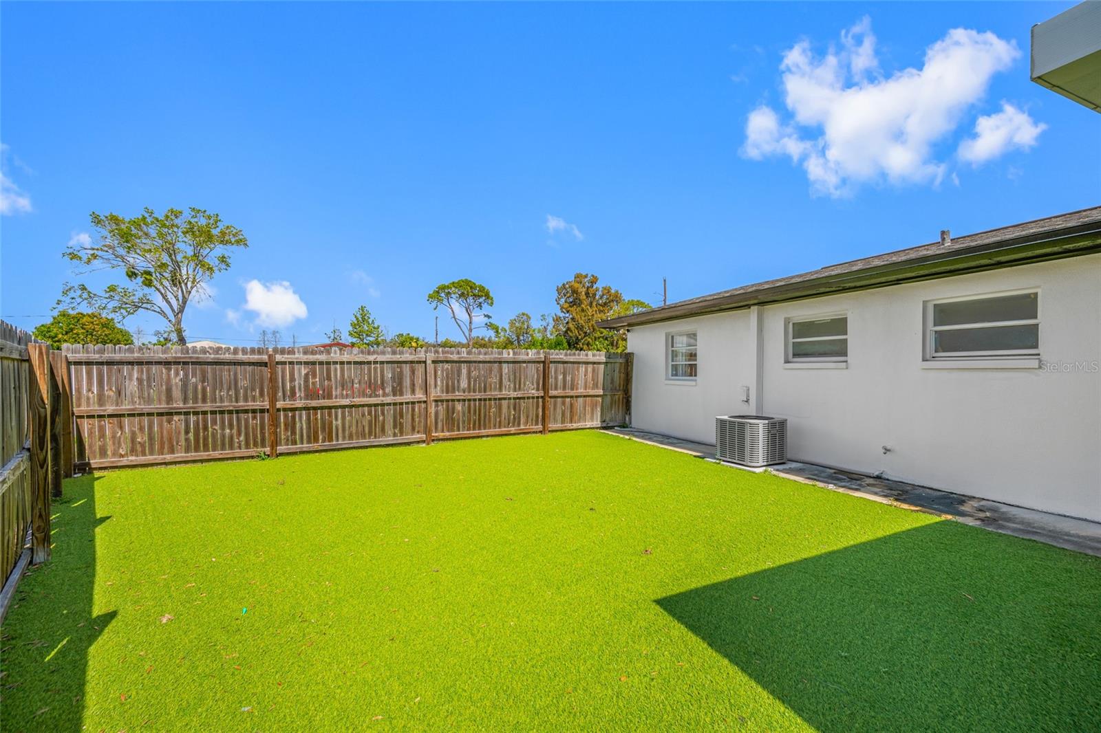 HOLLIDAY VILLAGE SEC 1 - Residential