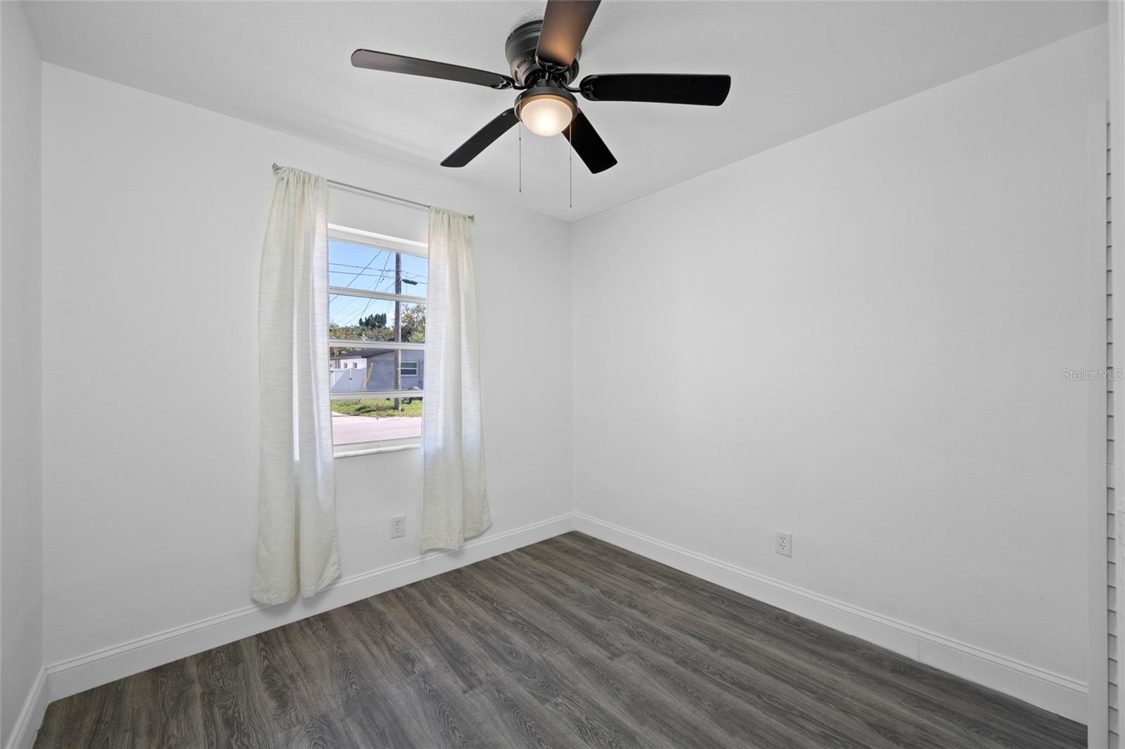 HOLLIDAY VILLAGE SEC 1 - Residential