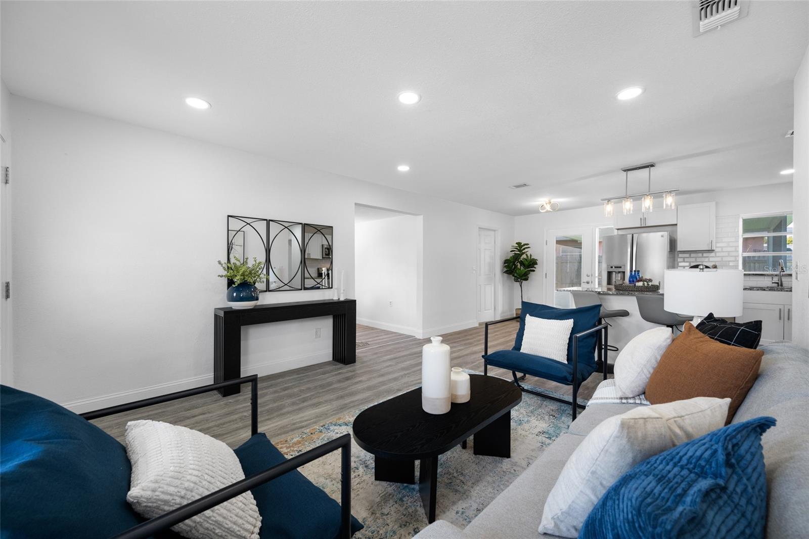 HOLLIDAY VILLAGE SEC 1 - Residential