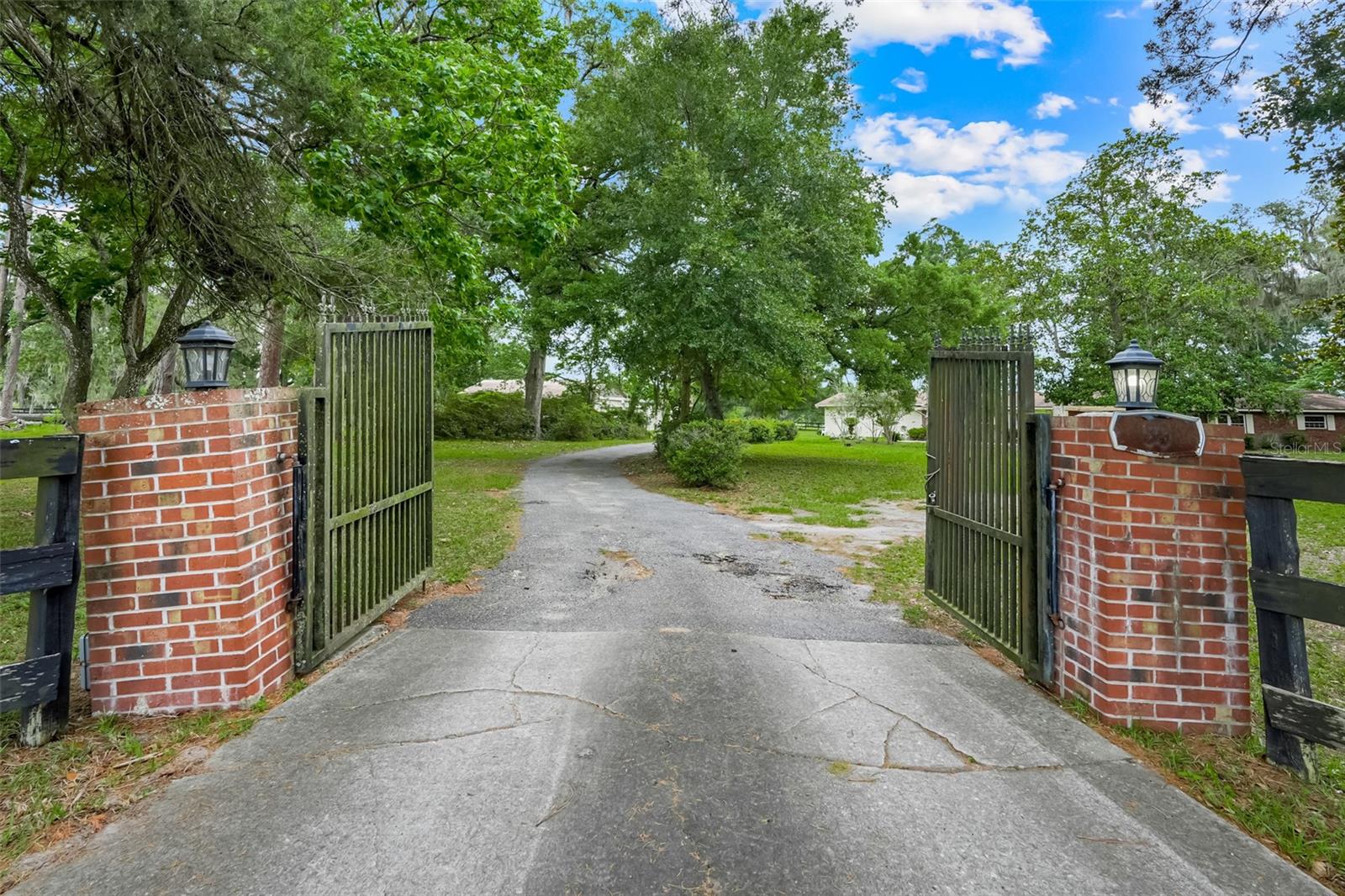 UNINCORPORATED - Residential