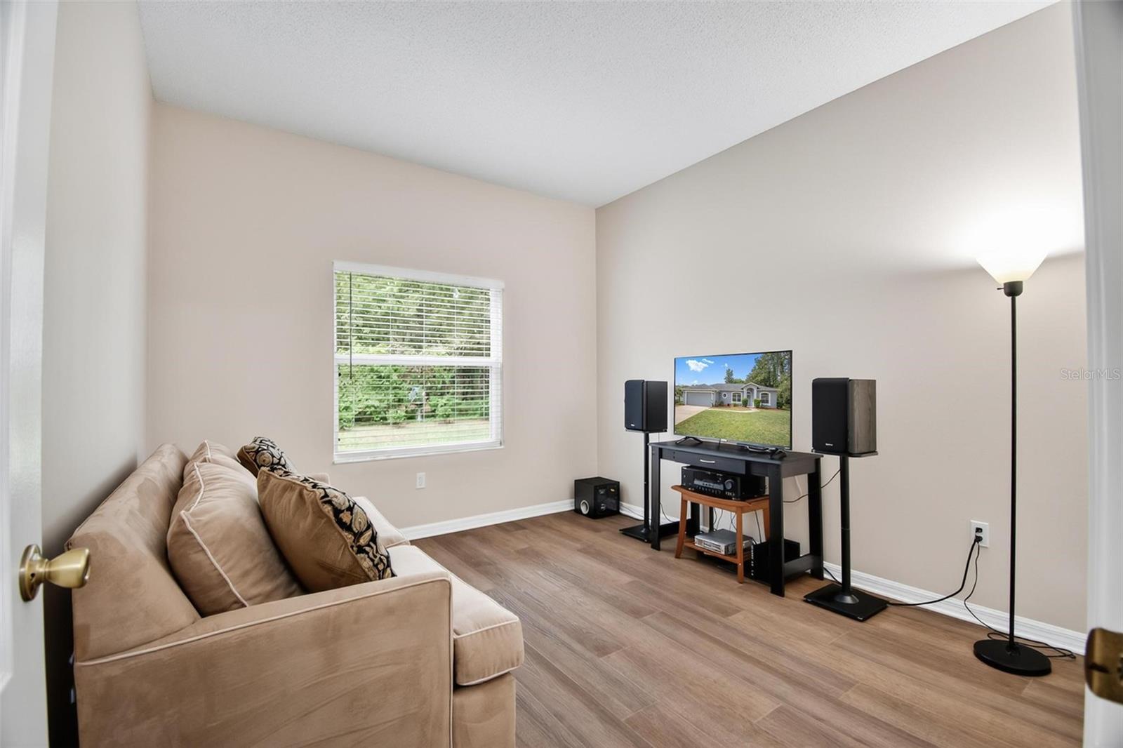 EASTHAMPTON PALM COAST SEC 34 - Residential