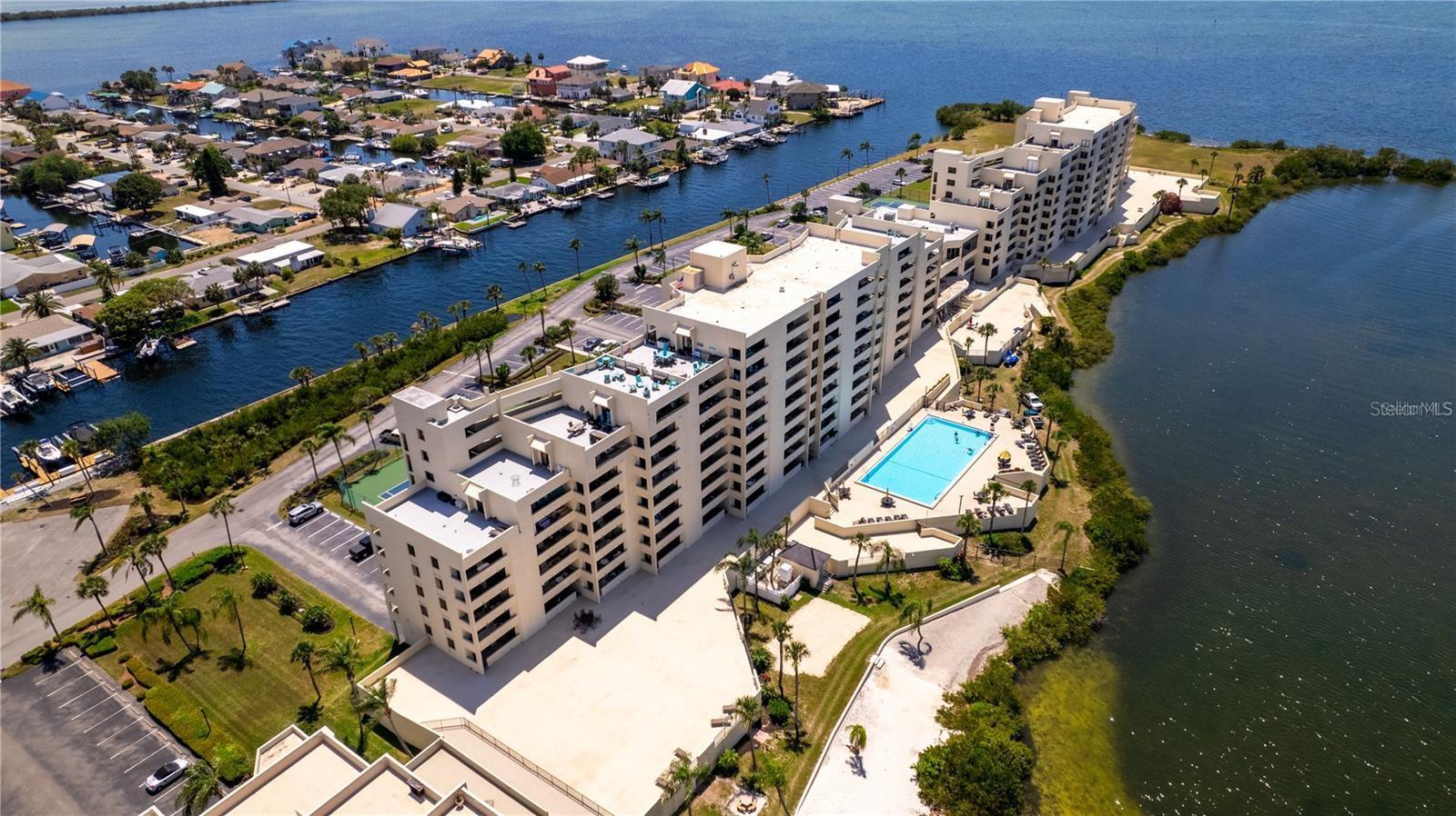 GULF ISLAND BEACH TENNIS - Residential