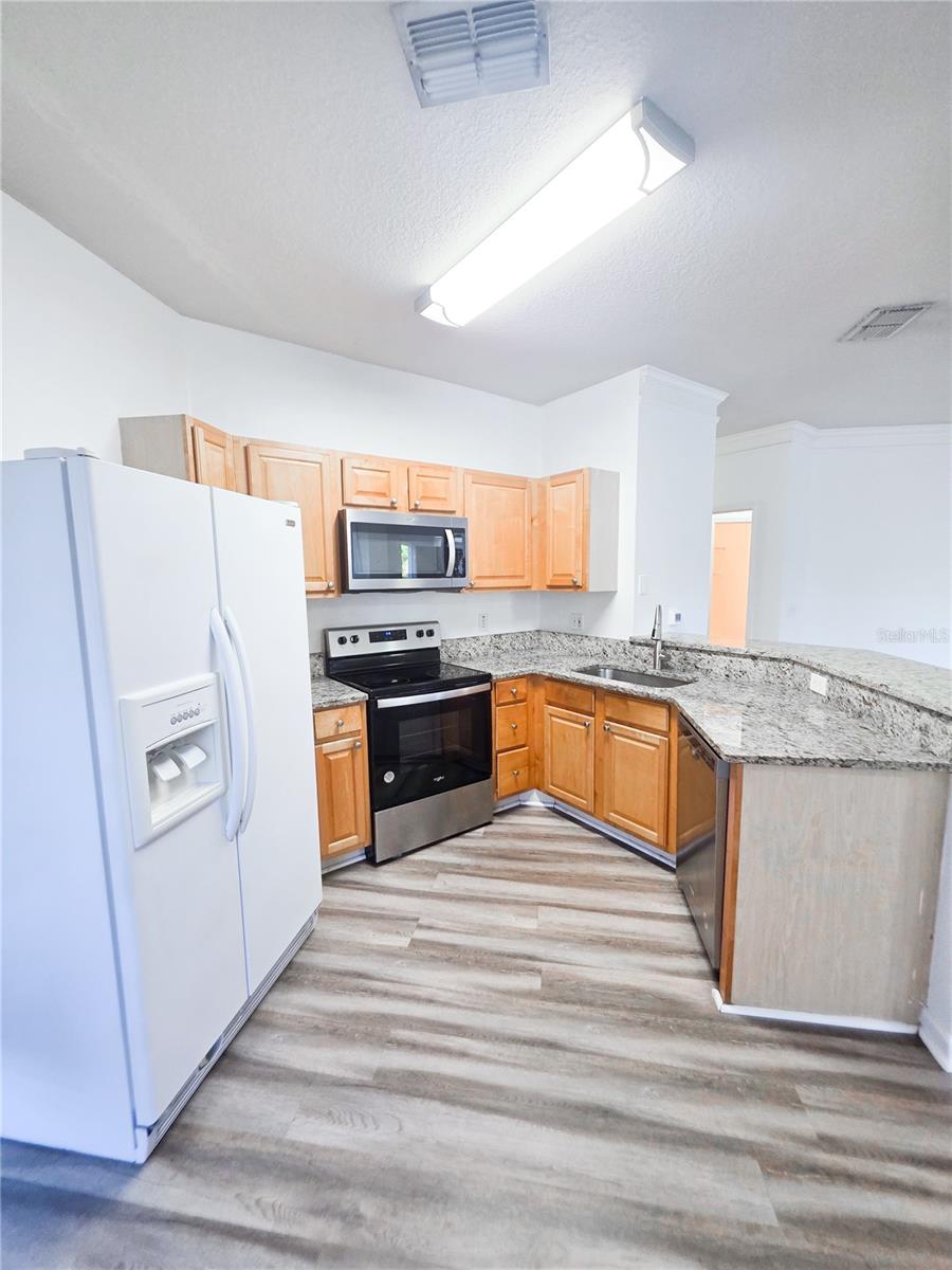 THE VILLAS CONDO - Residential