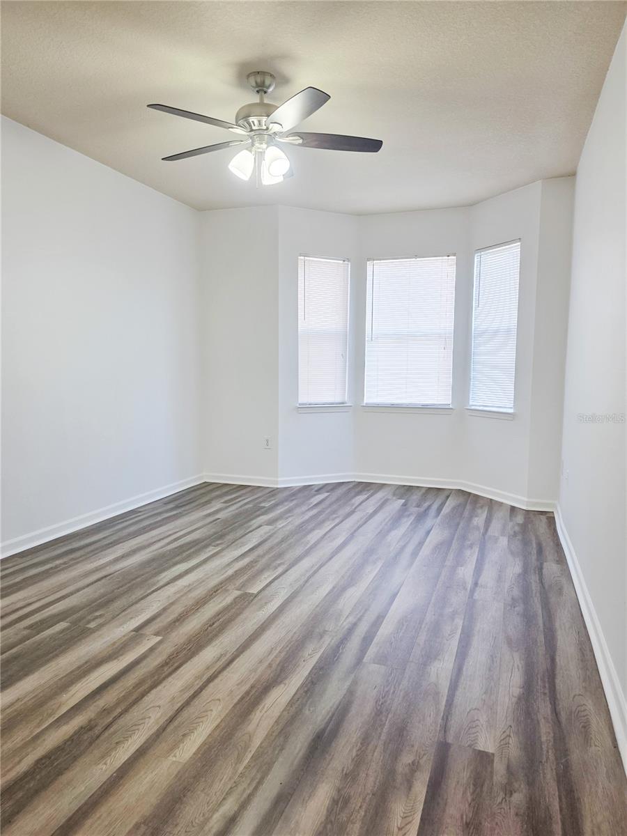 THE VILLAS CONDO - Residential