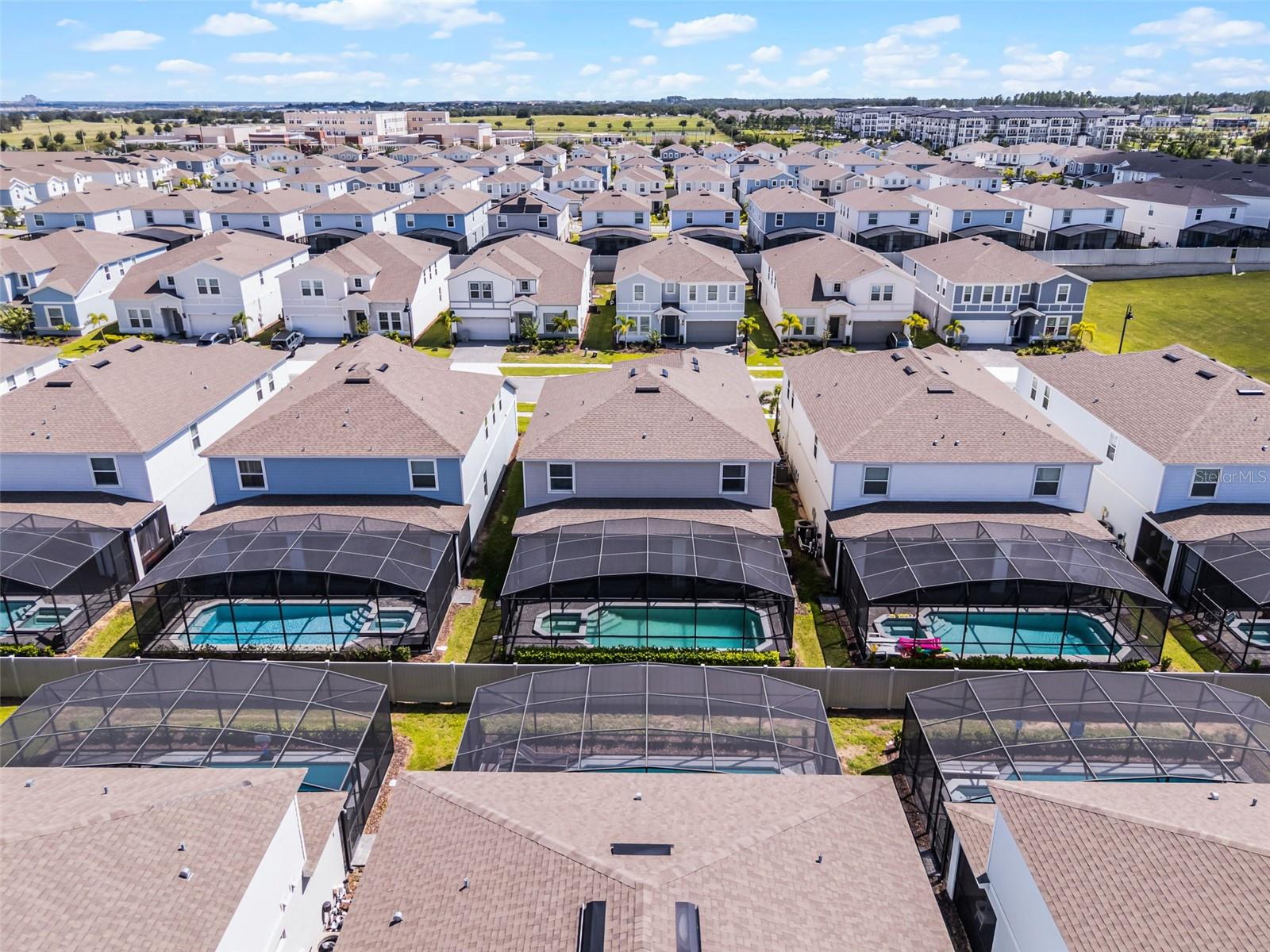 WINDSOR ISLAND RESORT - Residential