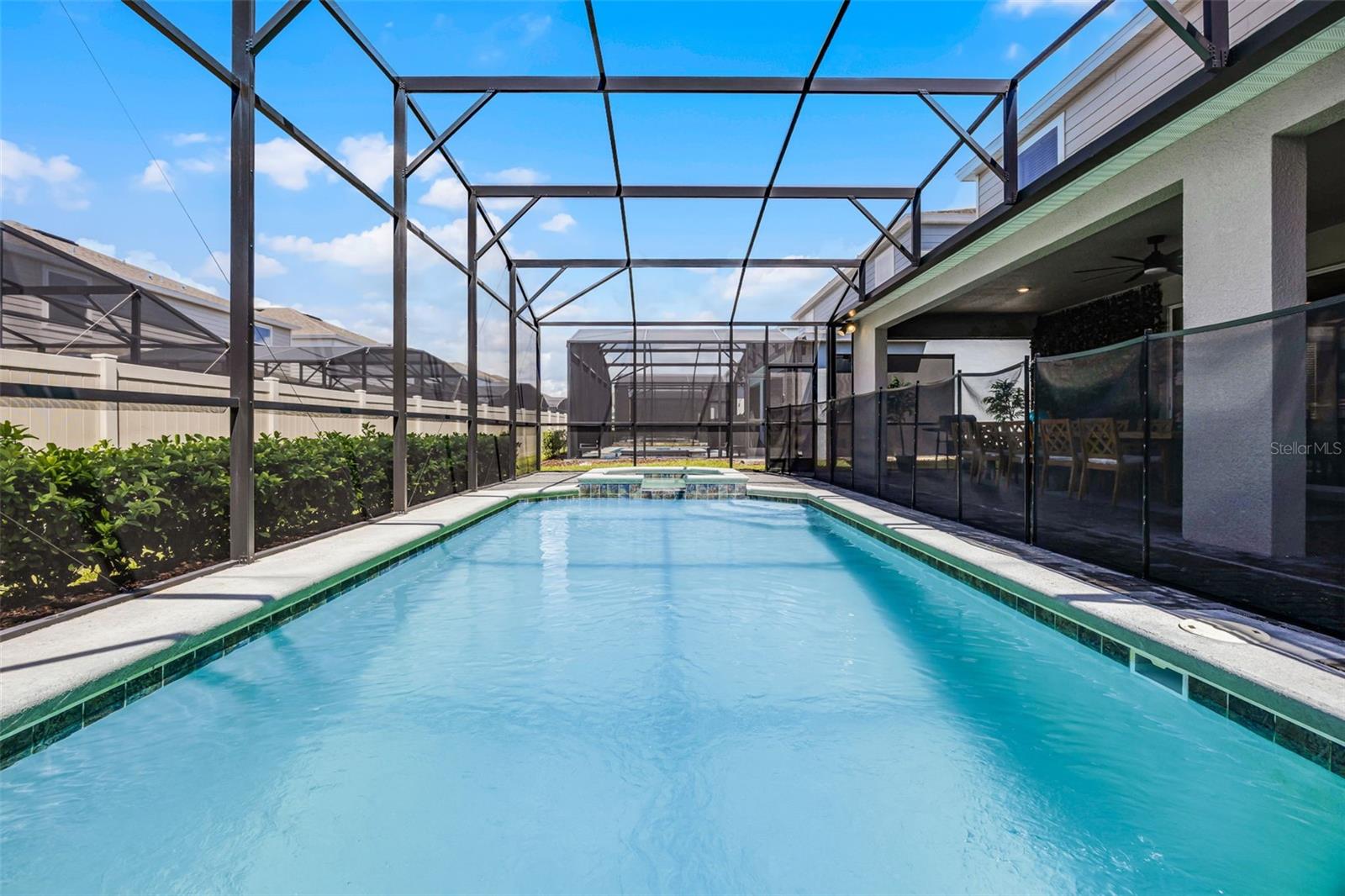 WINDSOR ISLAND RESORT - Residential