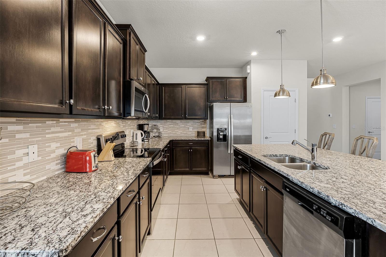 WINDSOR ISLAND RESORT - Residential