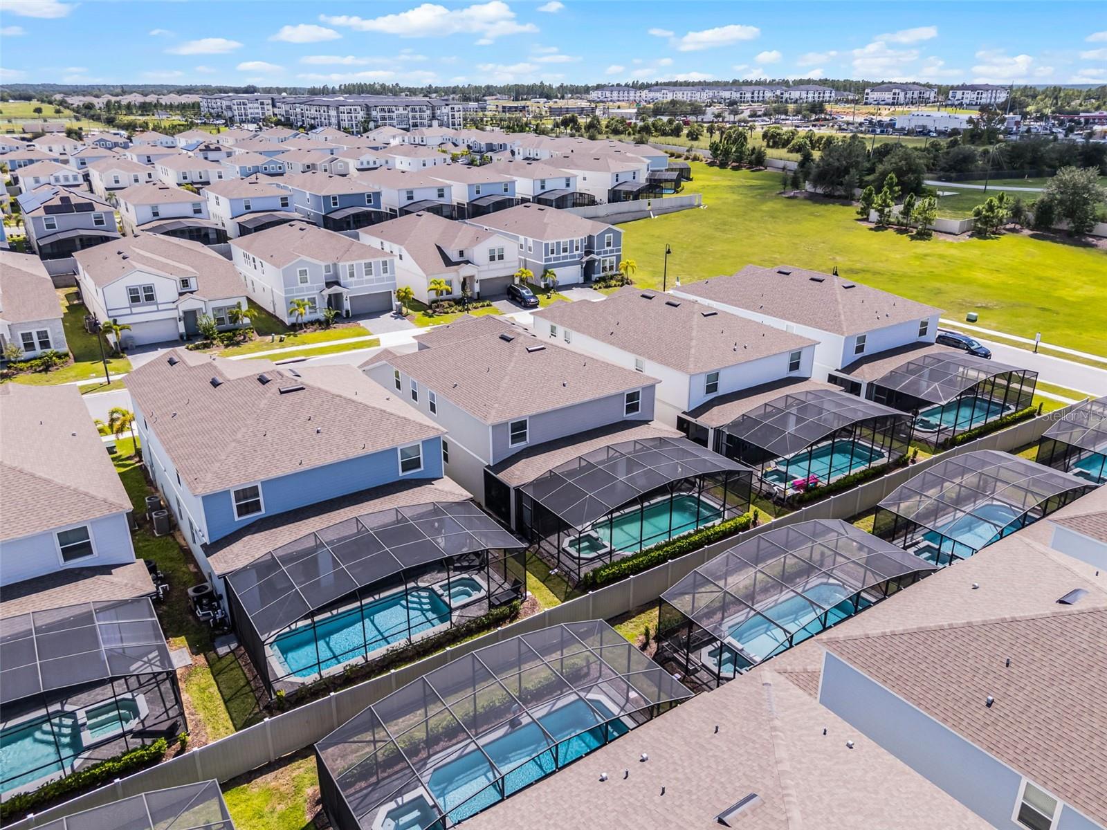 WINDSOR ISLAND RESORT - Residential
