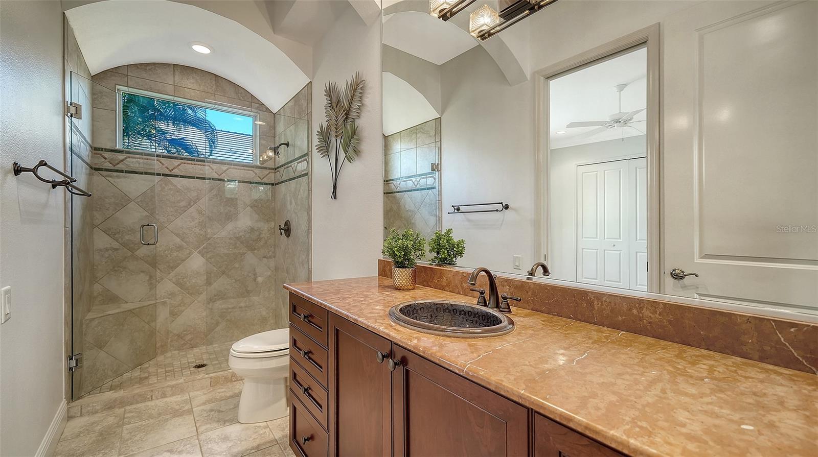 UNIVERSITY PARK & COUNTRY CLUB - Residential