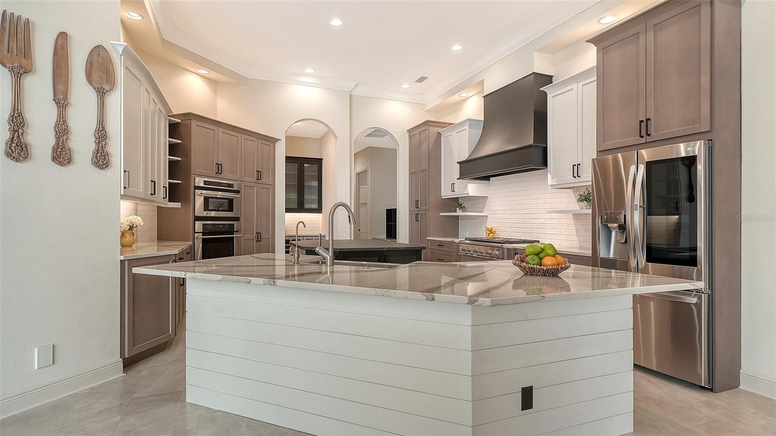 UNIVERSITY PARK & COUNTRY CLUB - Residential