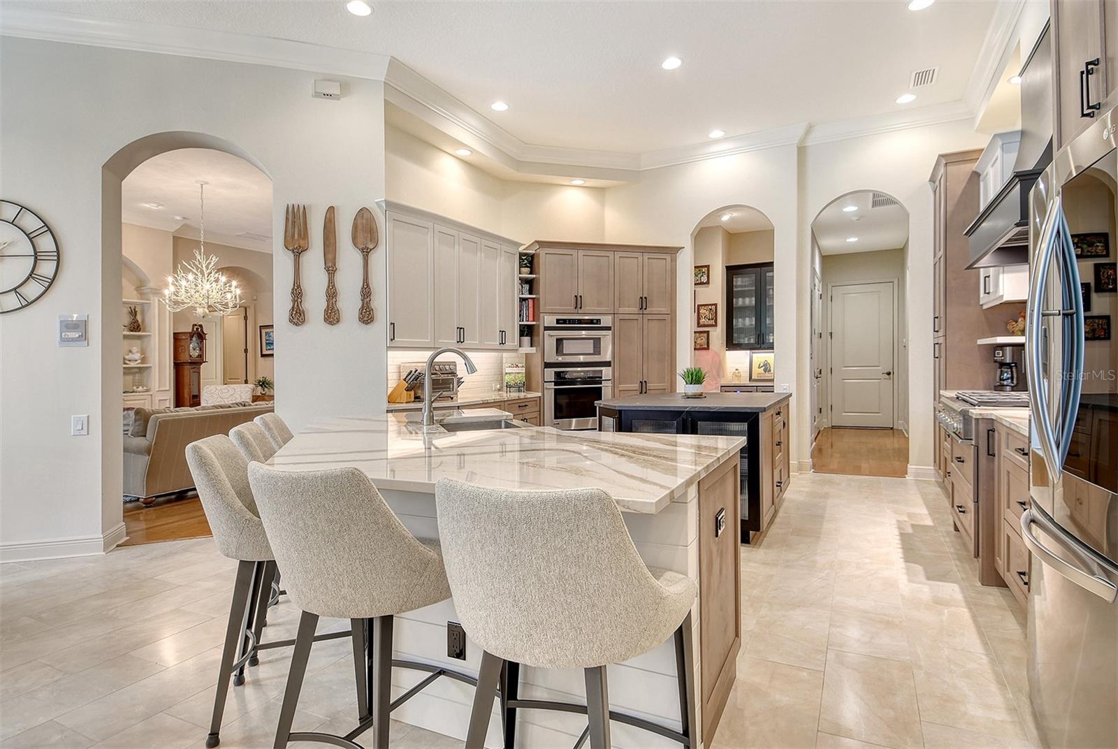 UNIVERSITY PARK & COUNTRY CLUB - Residential