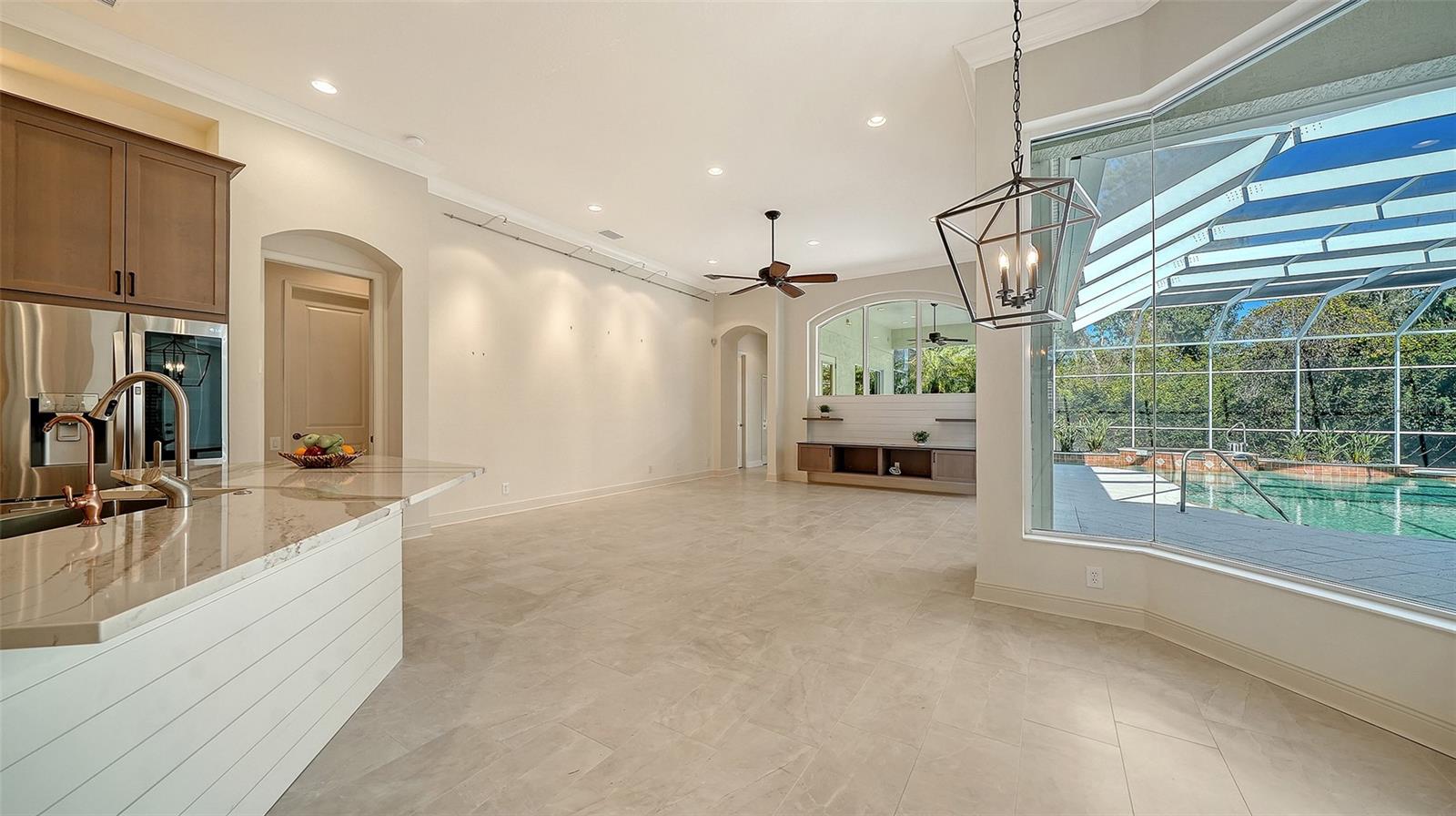 UNIVERSITY PARK & COUNTRY CLUB - Residential