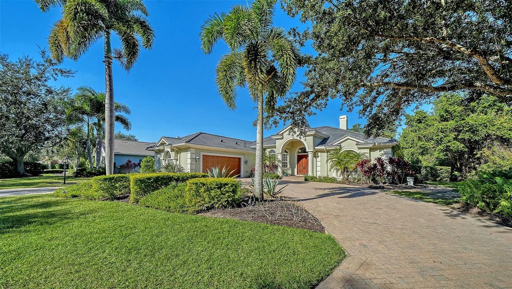 Photo of 6805 Chancery Place, University Park, FL 34201 (MLS # A4672299)