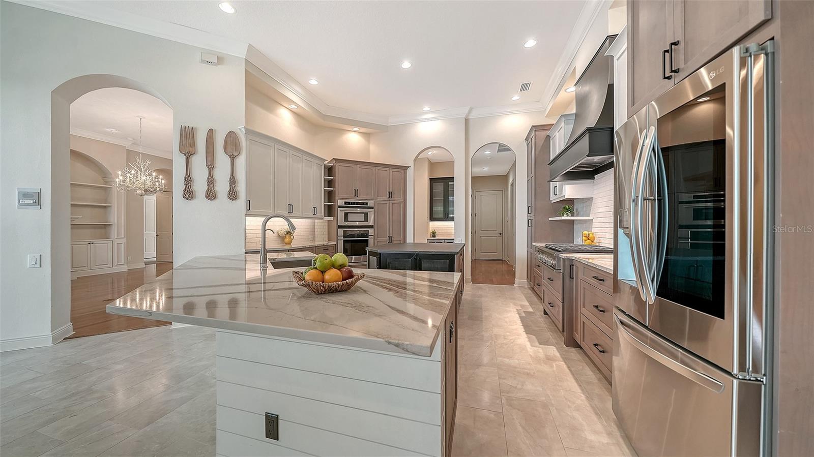 UNIVERSITY PARK & COUNTRY CLUB - Residential