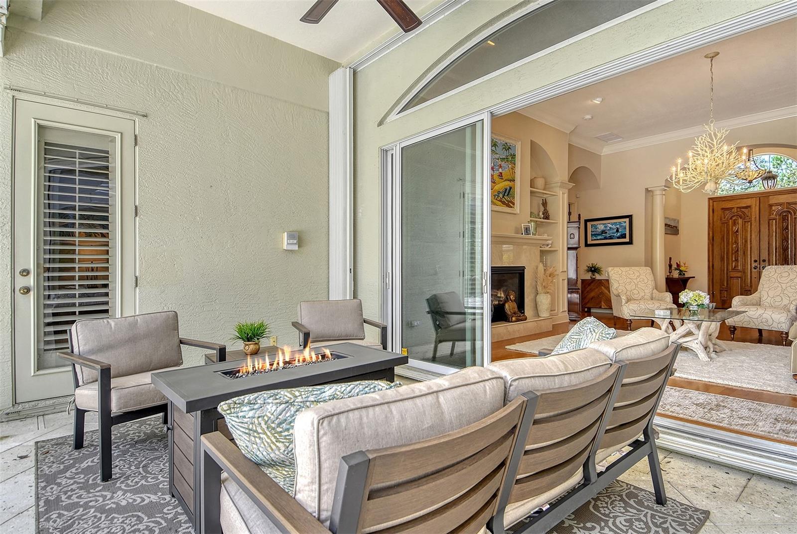 UNIVERSITY PARK & COUNTRY CLUB - Residential