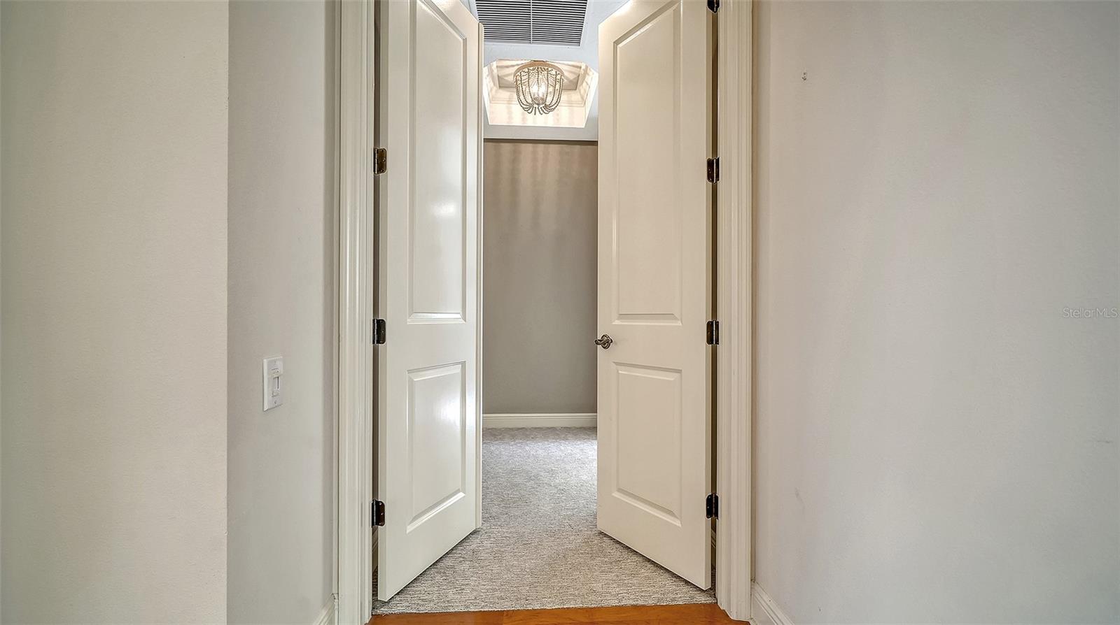 UNIVERSITY PARK & COUNTRY CLUB - Residential