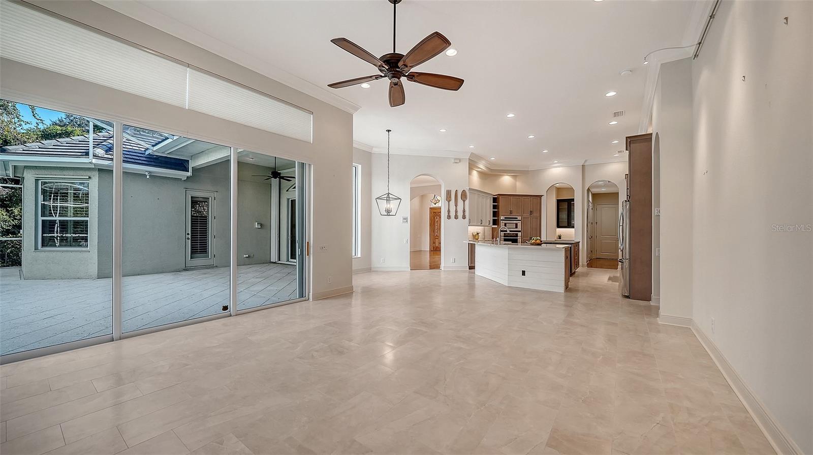 UNIVERSITY PARK & COUNTRY CLUB - Residential