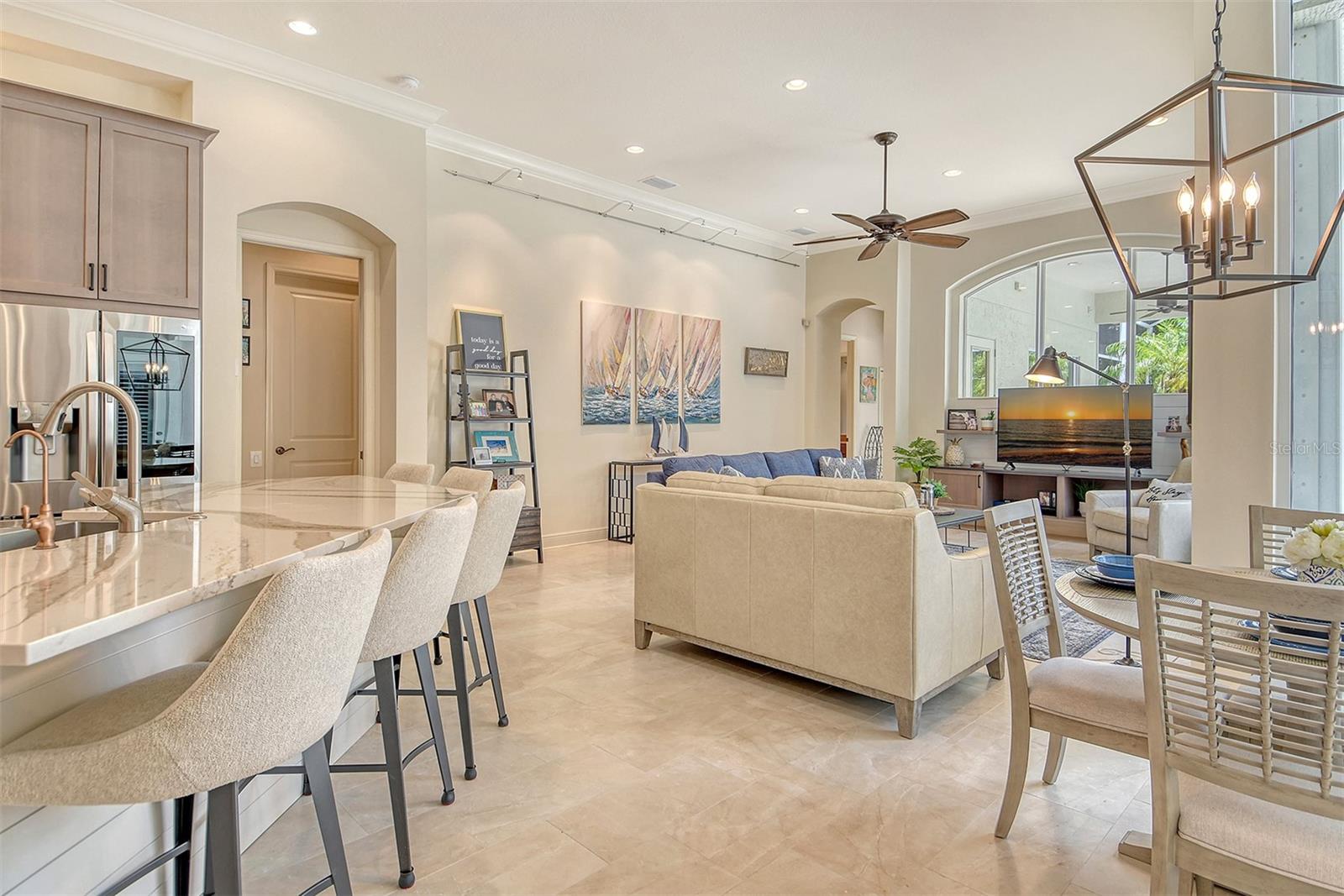 UNIVERSITY PARK & COUNTRY CLUB - Residential