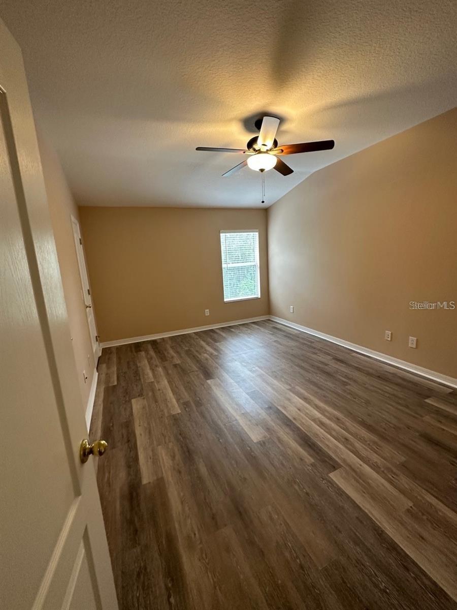 FISHHAWK RANCH TWNHMS PH - Residential Lease