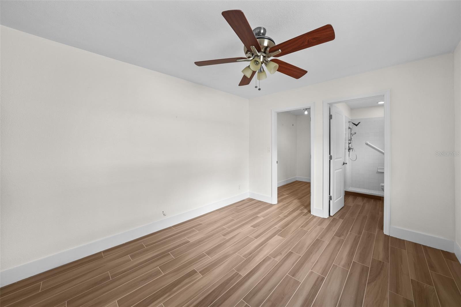 DAVIS ISLANDS - Residential