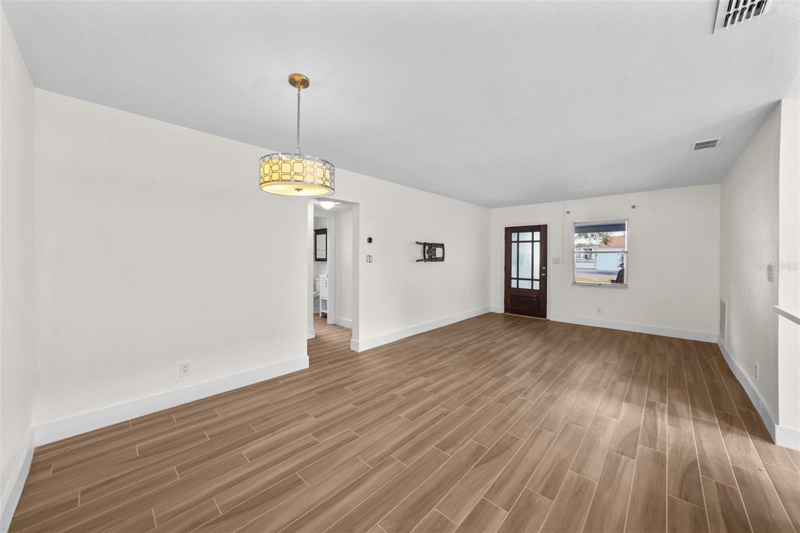 DAVIS ISLANDS - Residential