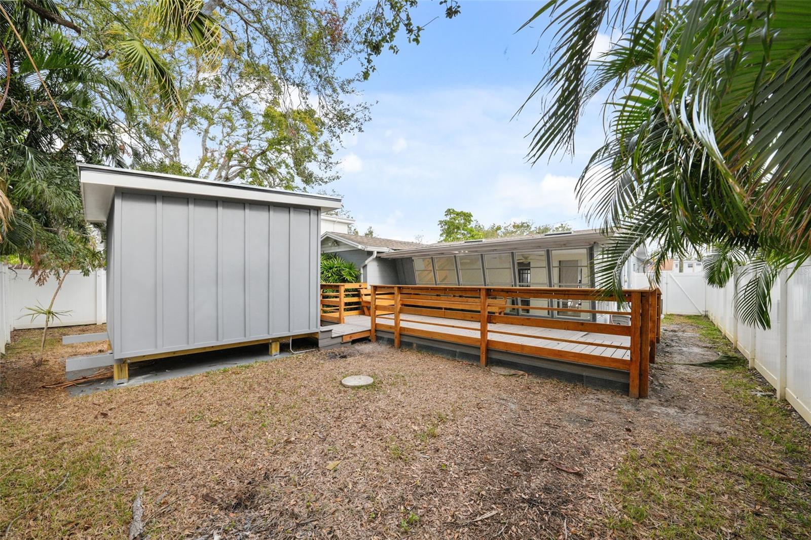 DAVIS ISLANDS - Residential