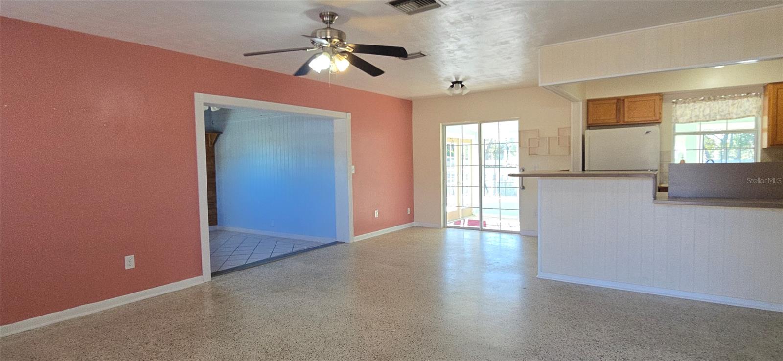 SPRING HILL - Residential