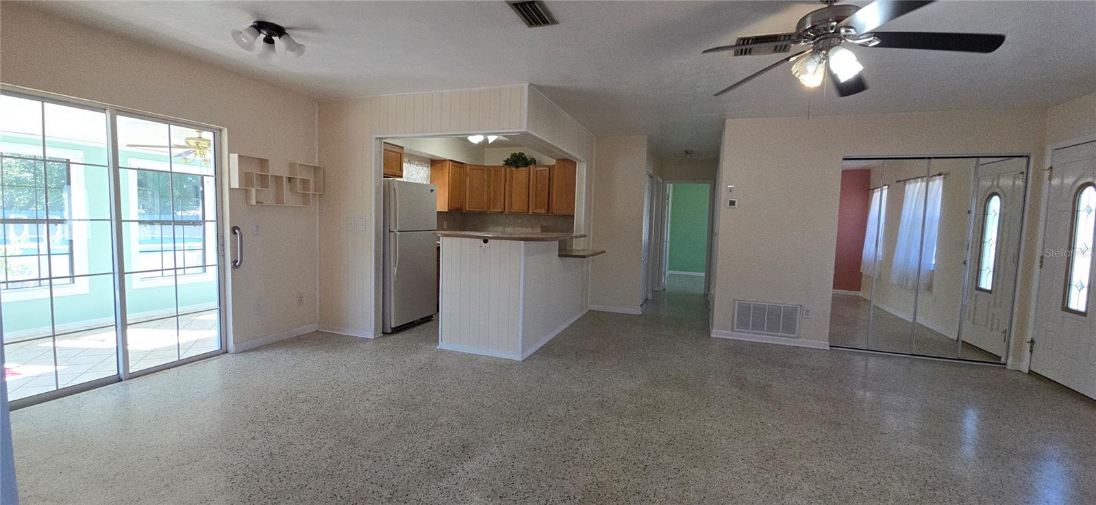 SPRING HILL - Residential